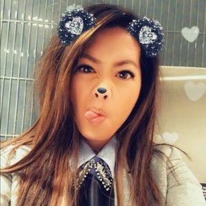 Meet your Posher, Ngoc